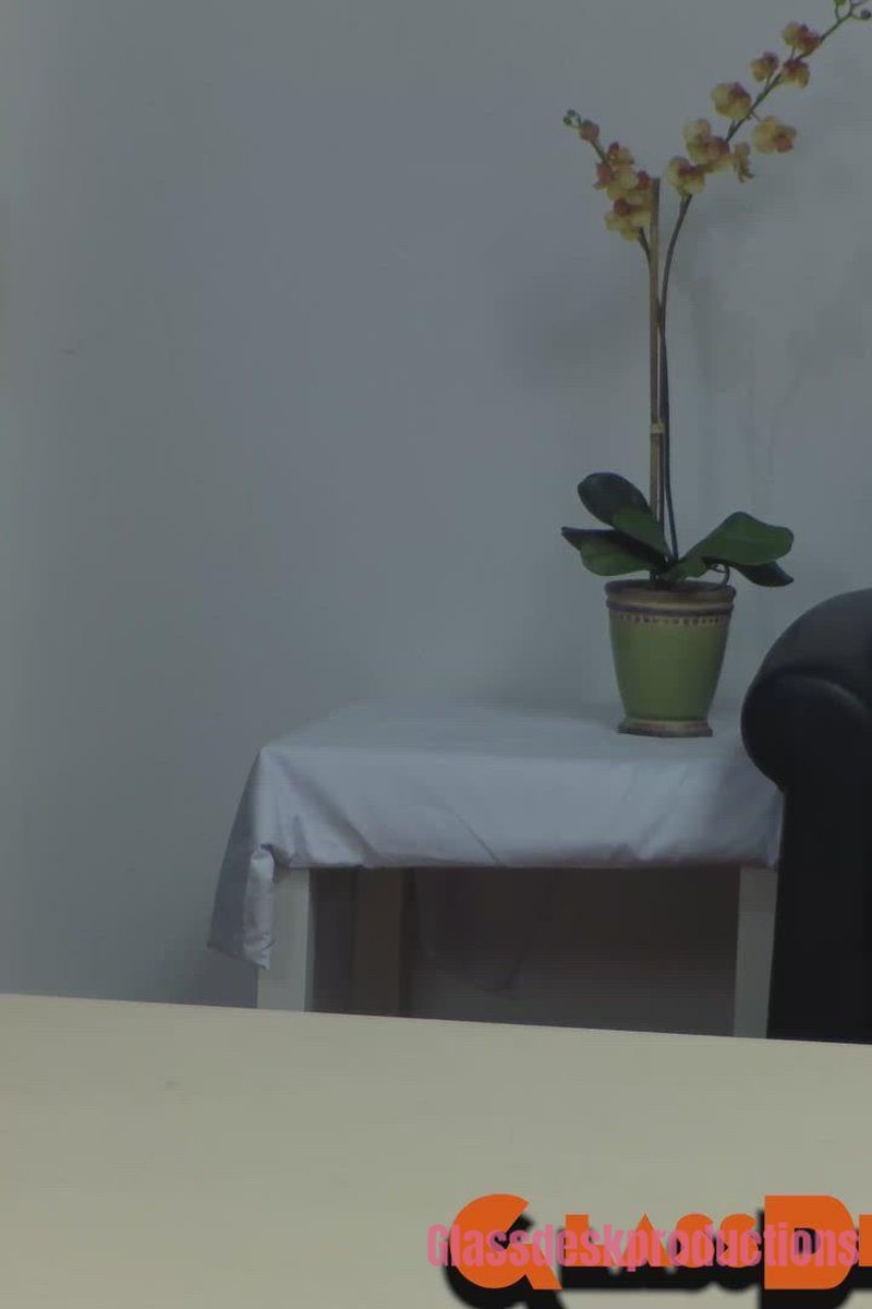 Maisy A Casting Main Dc - Screenshot 1 of 4 - Blowjob