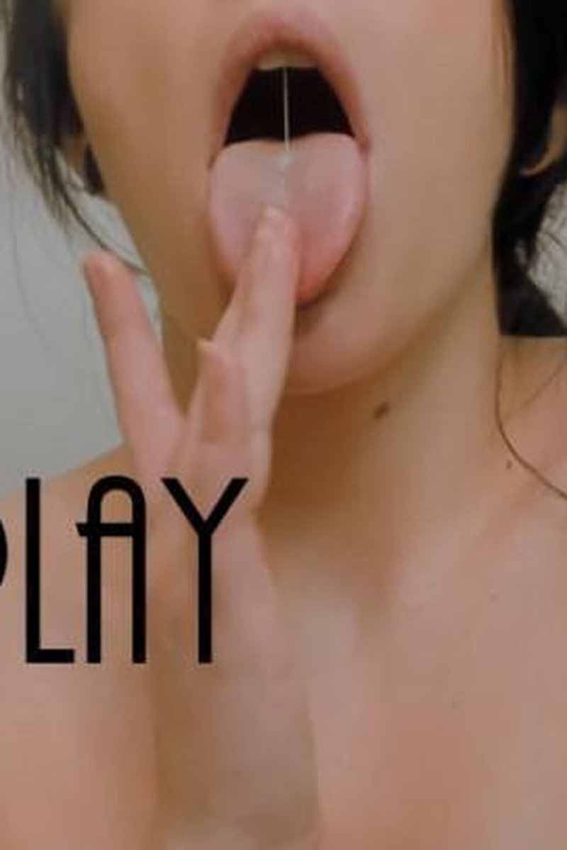 Spit Play - Screenshot 1 of 4 - Fetish