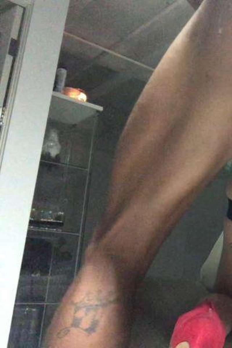 Keep Your Heels - Screenshot 1 of 4 - Anal