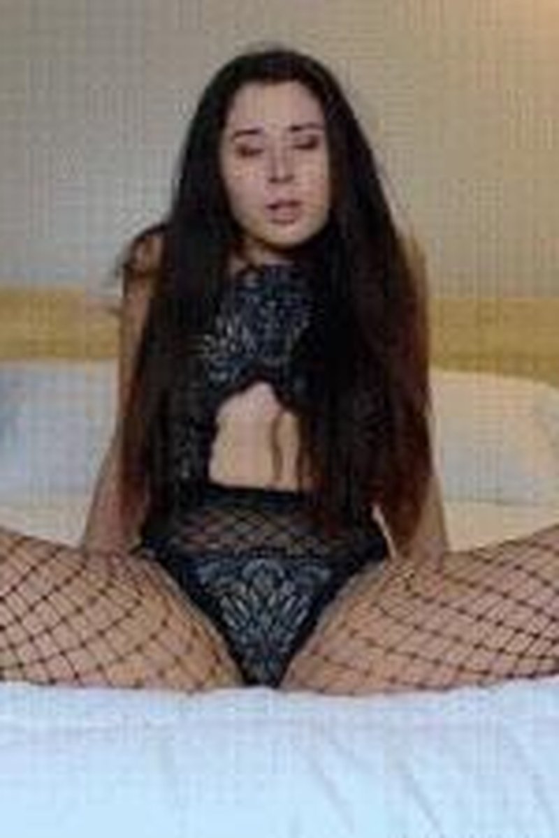 Ultimate Tease - Screenshot 1 of 4 - Ass Fetish