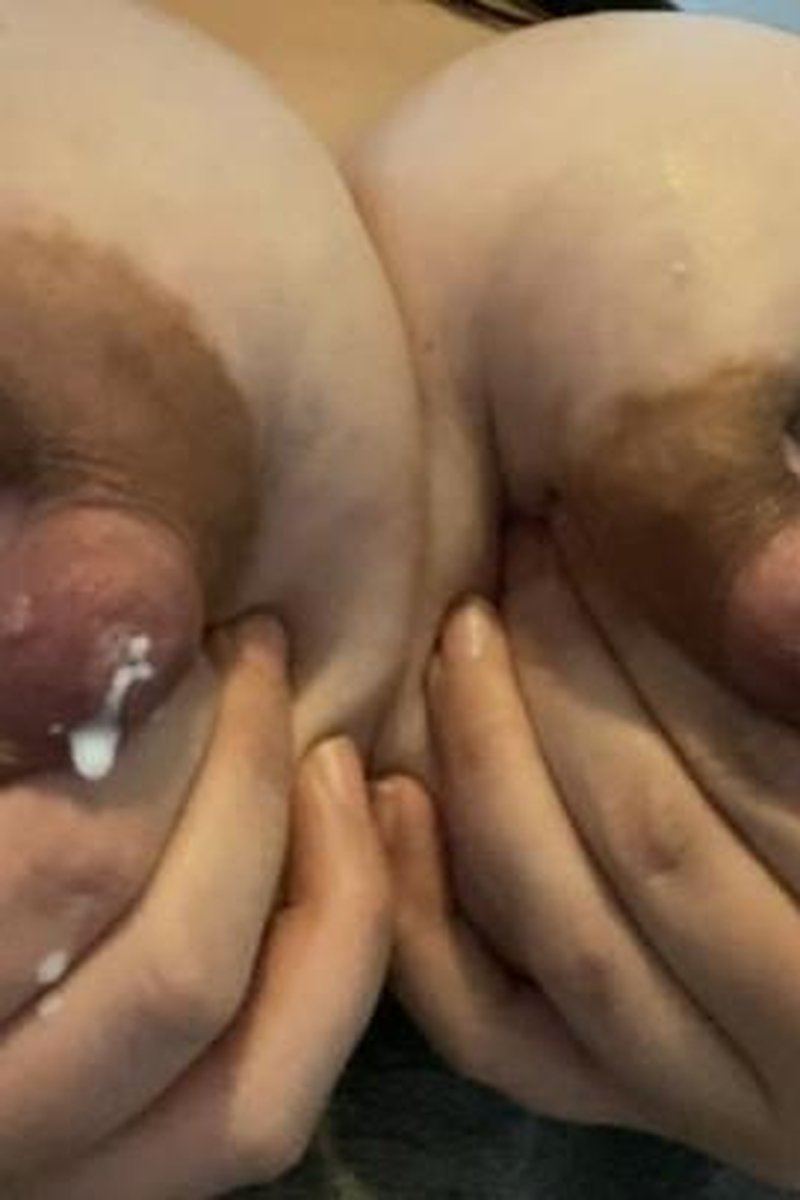 Suckling After Pumping - Screenshot 1 of 4 - Breast Sucking