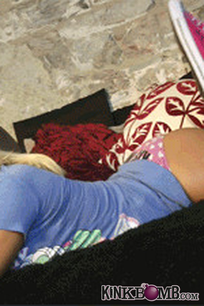 Cruel Girlfriend: Homeless Sissy Whore - Screenshot 1 of 4 - Humiliation
