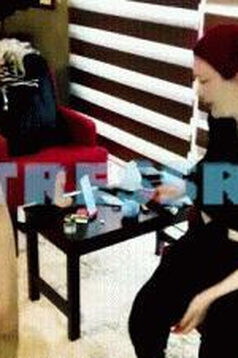 Strapon Fuck Mistressrola Kick Locked Chastity Dick - Screenshot 1 of 4 - Strap-on