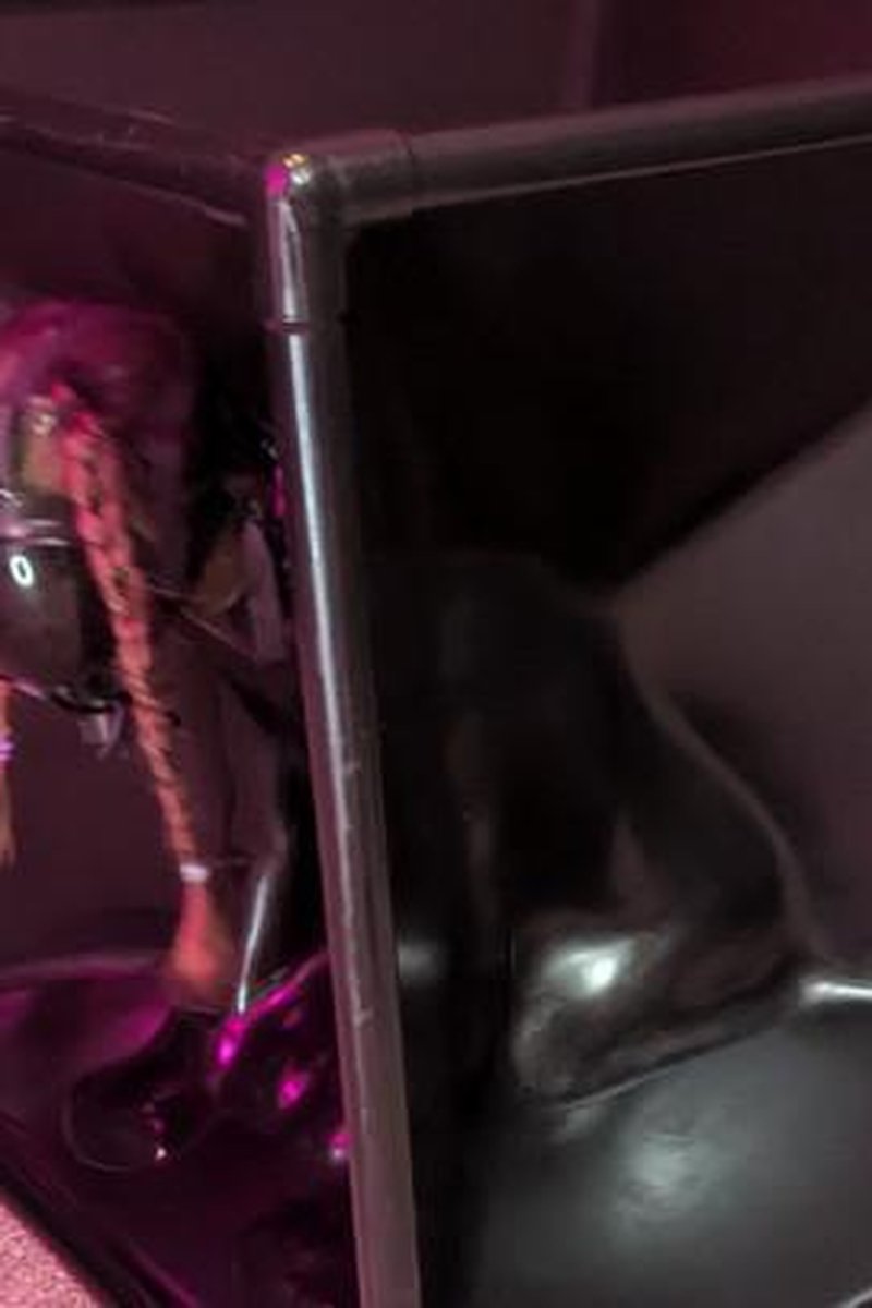 Cubed Dolly - Screenshot 1 of 4 - Cosplay