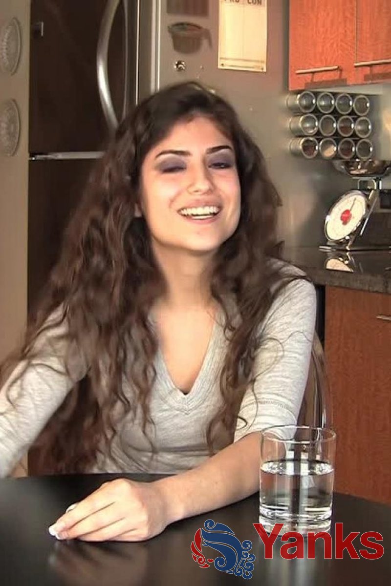 Carmen Monroe's Interview - Screenshot 1 of 4 - Brown Hair