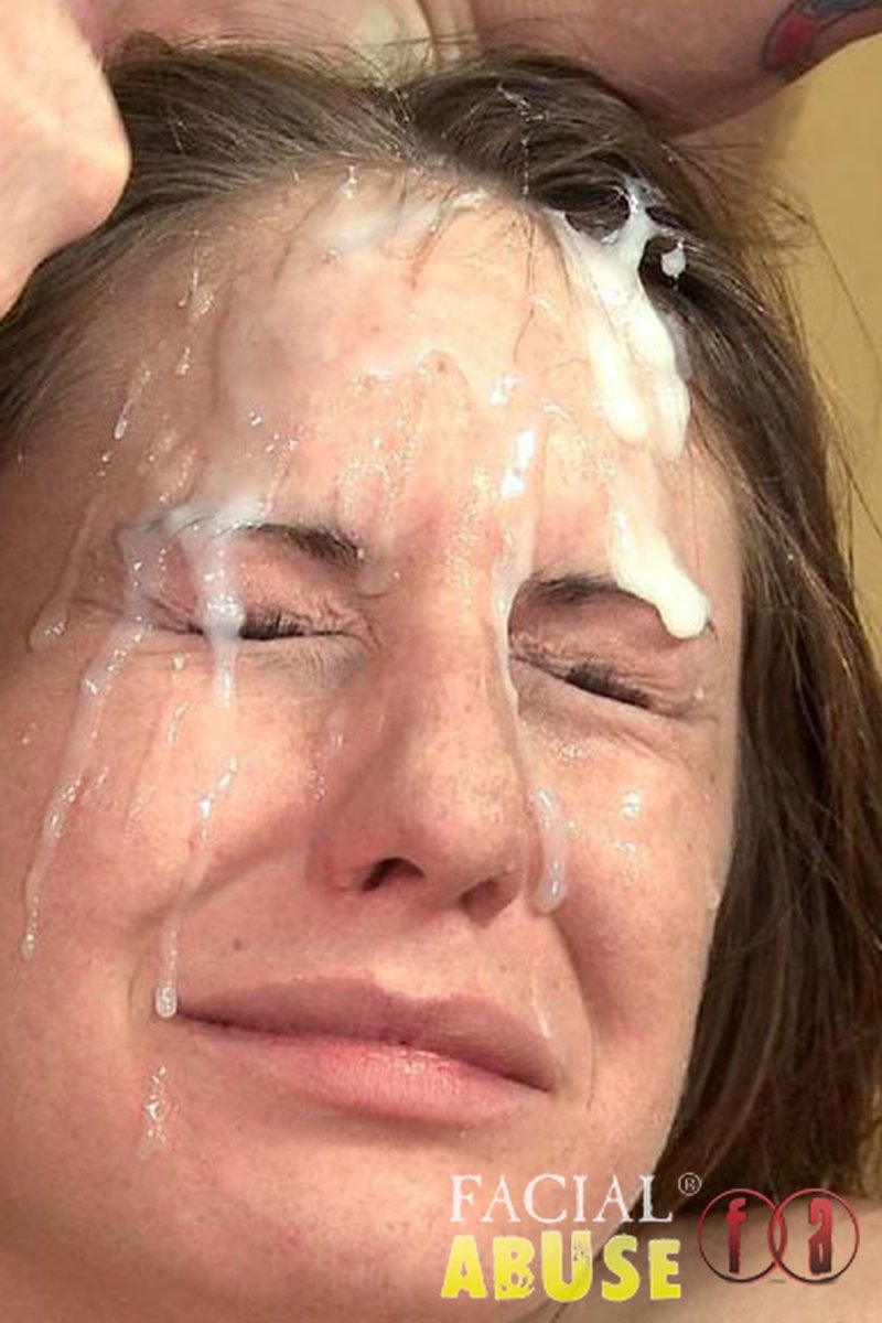 Taylor Mae - Screenshot 1 of 4 - Blowjob