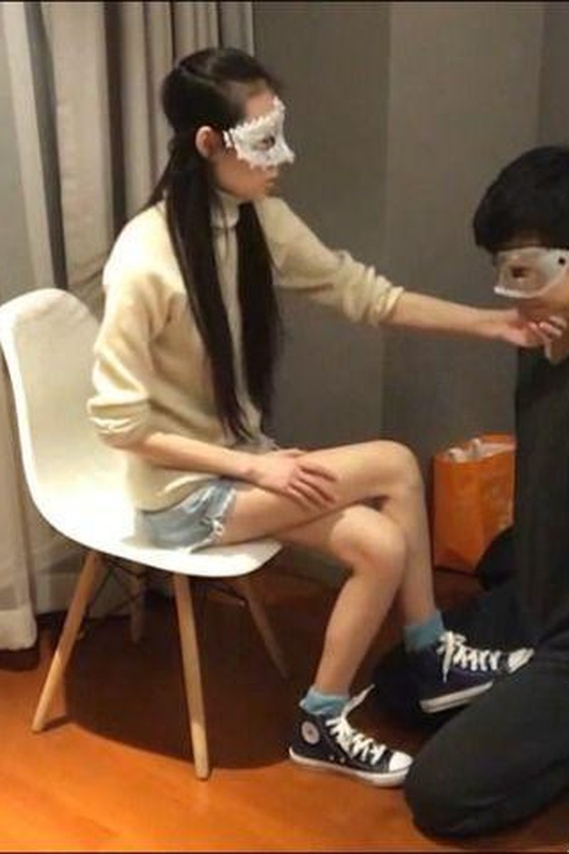 Face Slapping And Trampling - Screenshot 1 of 4 - Humiliation