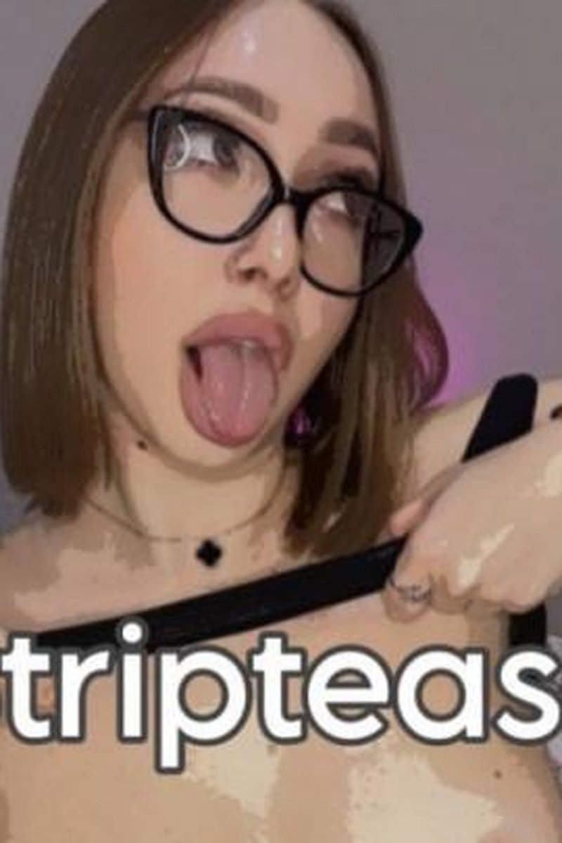 Striptease - Screenshot 1 of 4 - Big Ass