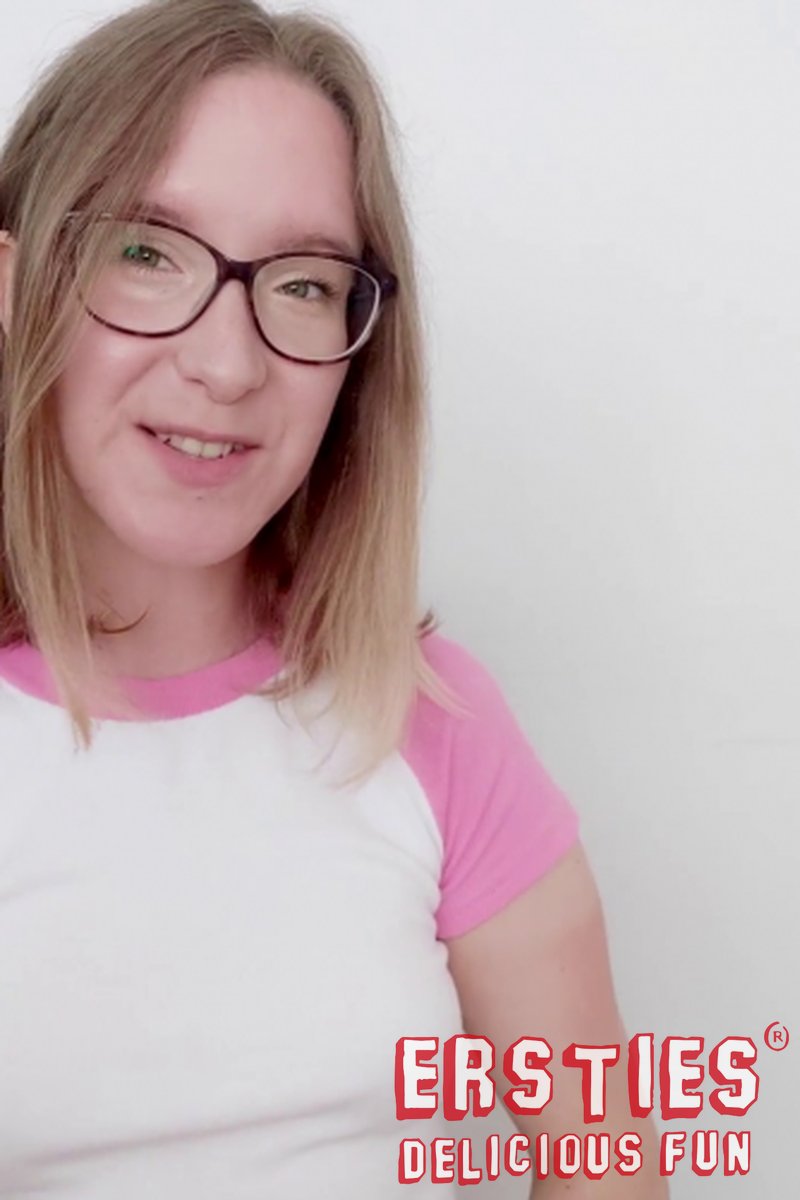 Interview with Amelia B. - Screenshot 1 of 4 - Exhibitionist August