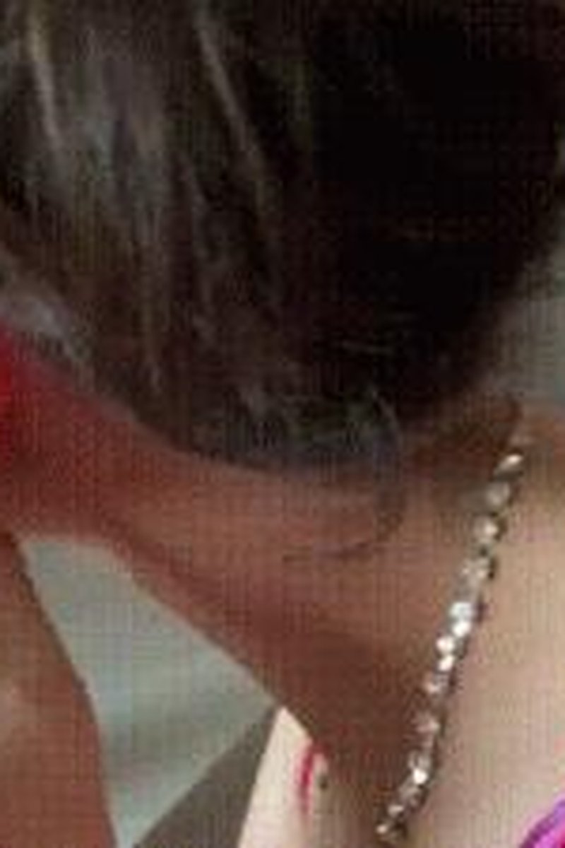 Make Red Ears - Screenshot 1 of 4 - Ear Fetish