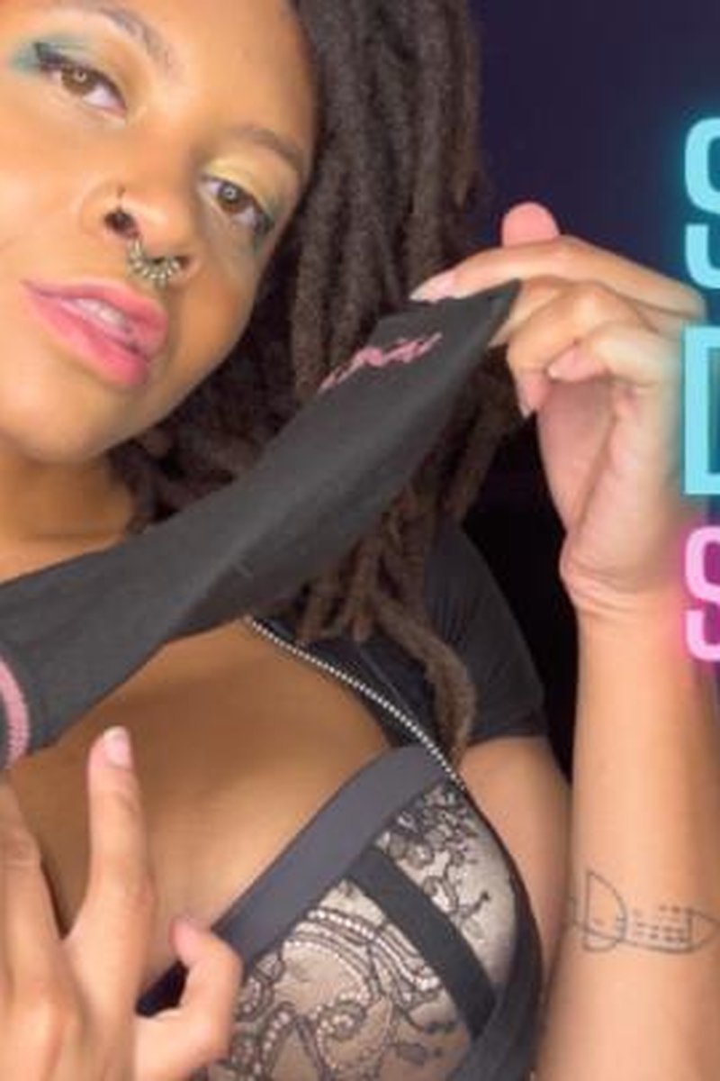 Sock Devotee Scent Play - Screenshot 1 of 4 - Foot Fetish