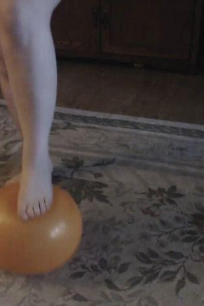 Balloon Custom - Screenshot 1 of 4 - Foot Fetish