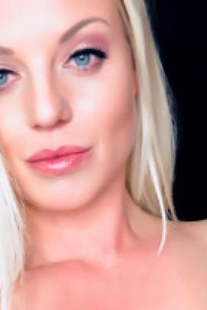 Bound & Gagged - Screenshot 1 of 4 - Femdom