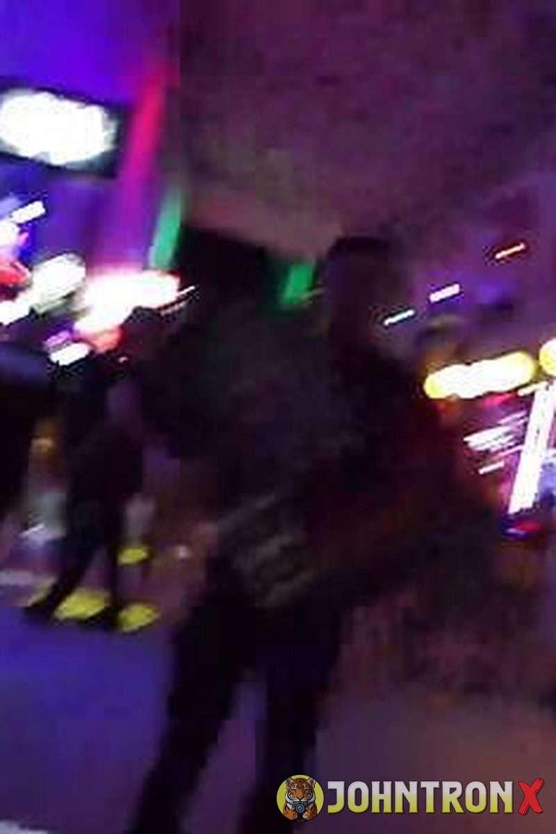 Yom - Screenshot 1 of 4 - Blowjob