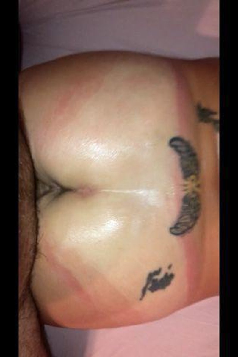 Oiled Up - Screenshot 1 of 4 - Amateur