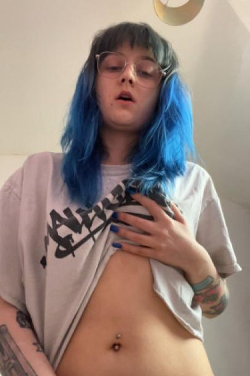 Quick Orgasms - Screenshot 1 of 4 - Alternative Girl