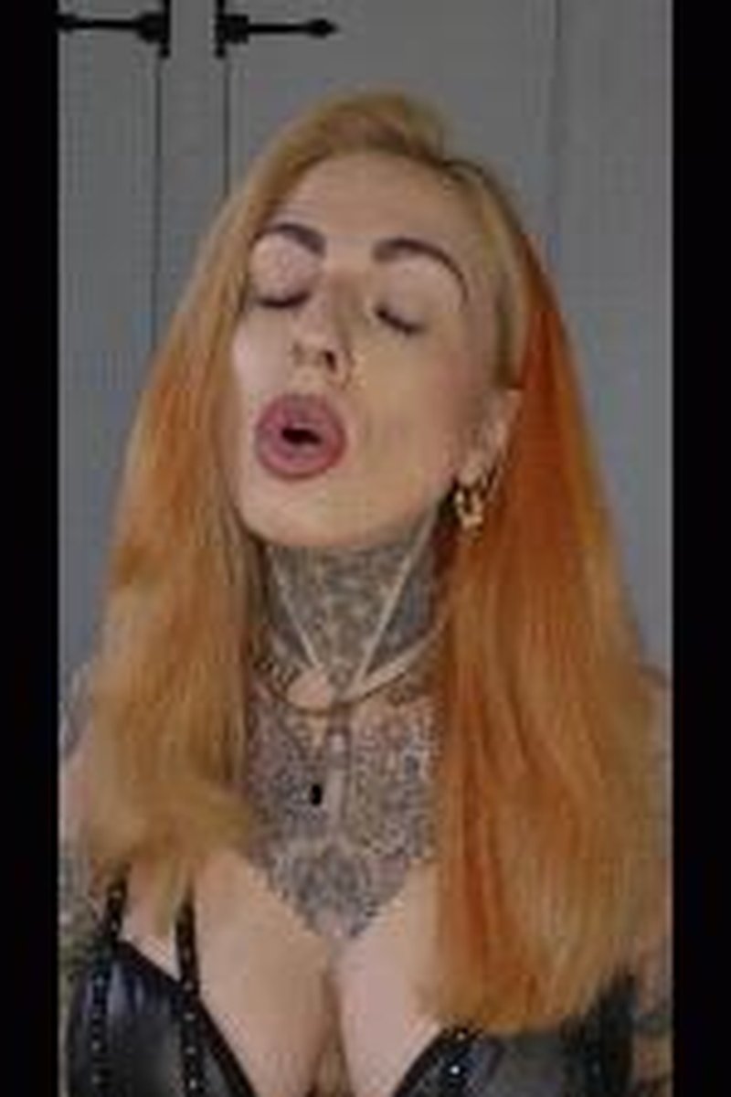 Worship Cock For Mistress - Screenshot 1 of 4 - Big Dick