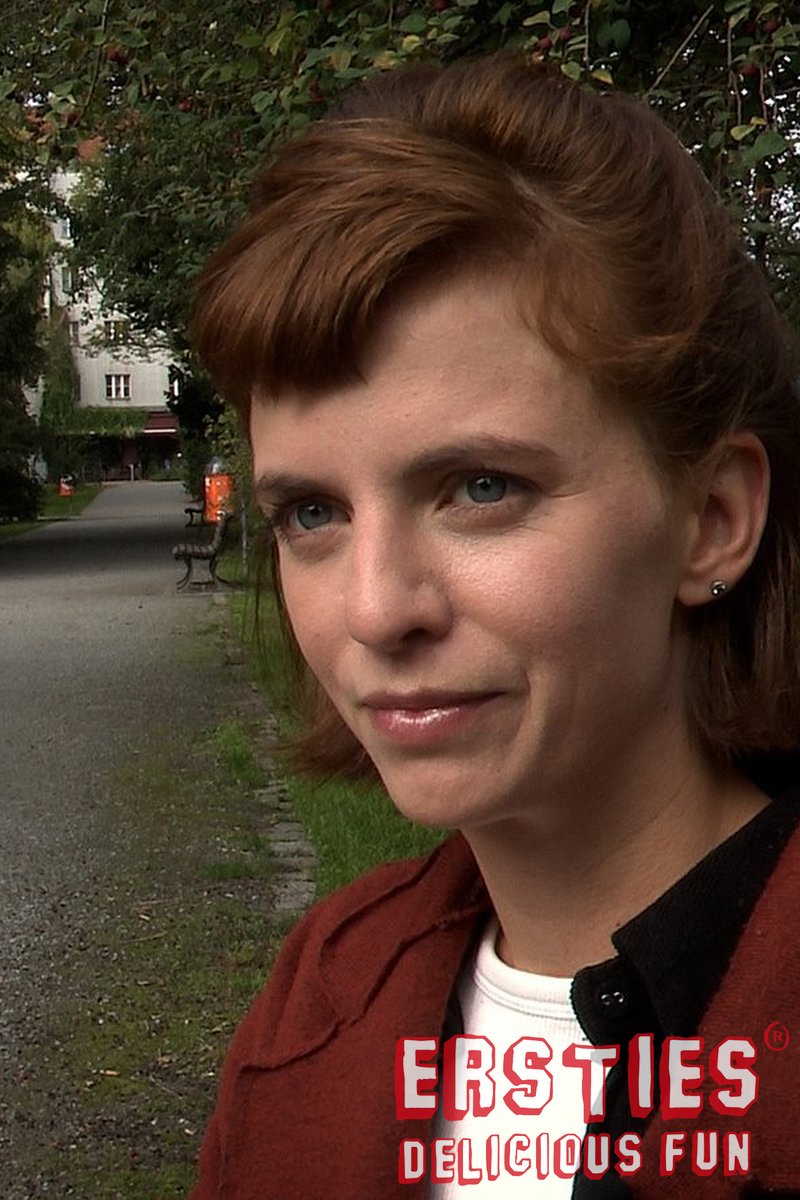 Interview - Screenshot 1 of 4 - European