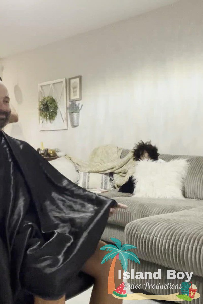Haircut & Blow With Abi James - Screenshot 1 of 4 - Abi James