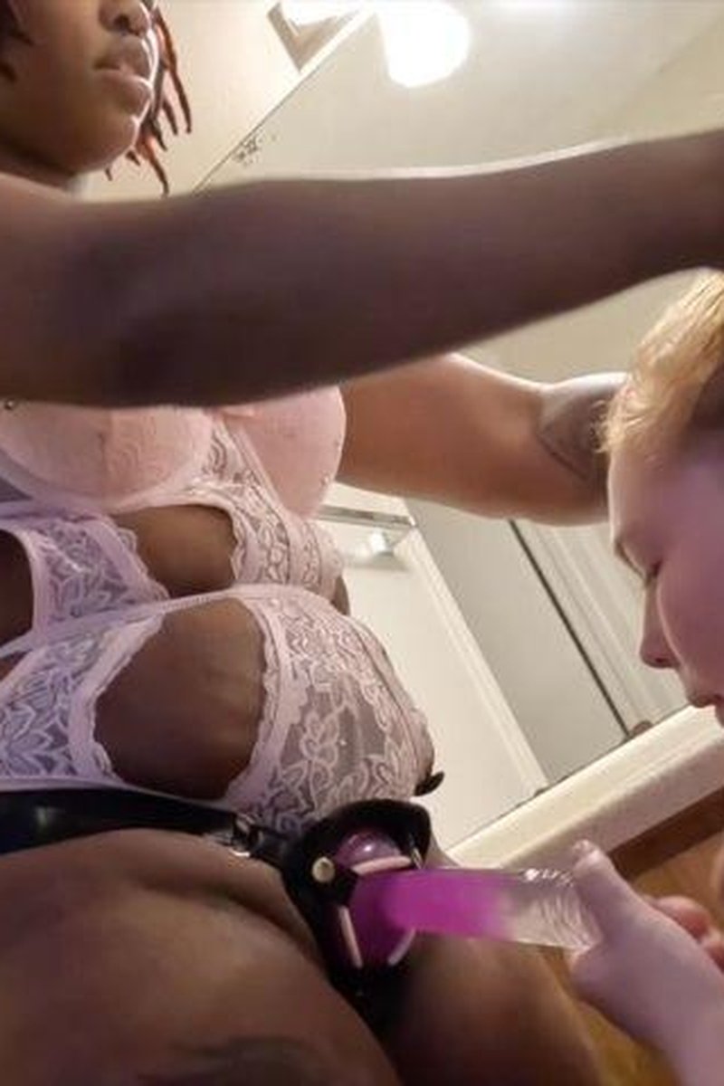 Bathroom Fun - Screenshot 1 of 4 - Black