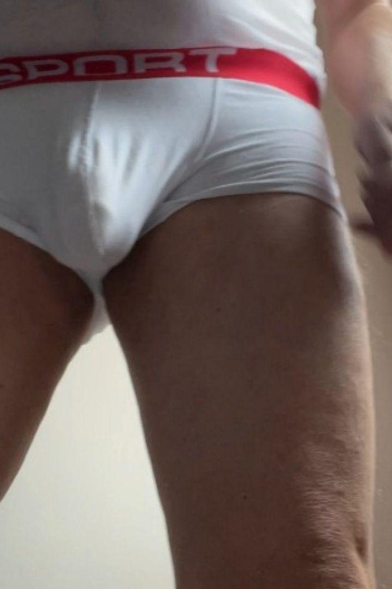 Step-Daddy Needs A Piss - Screenshot 1 of 4 - Golden Shower