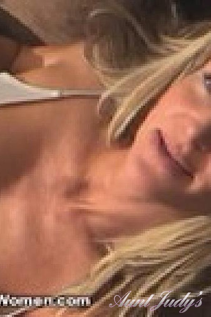 8 Clips - Screenshot 1 of 4 - Masturbation