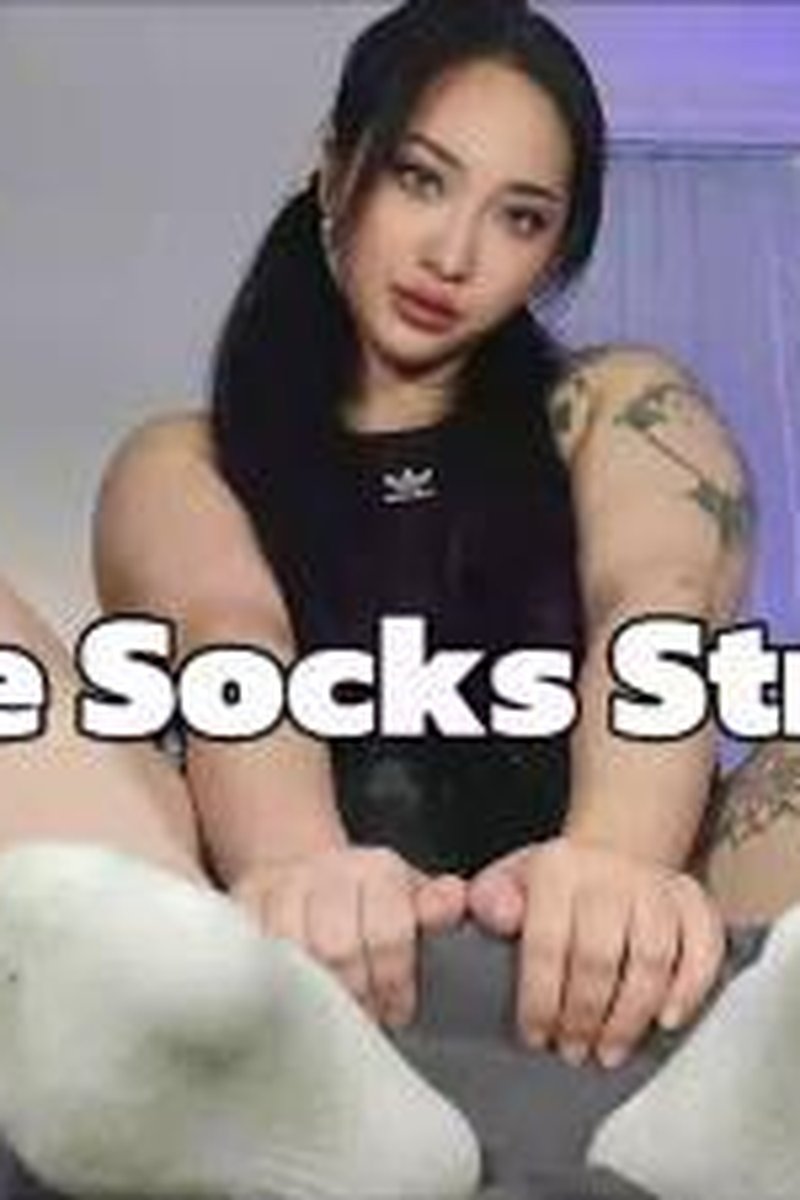 White Socks Stroker - Screenshot 1 of 4 - Asian