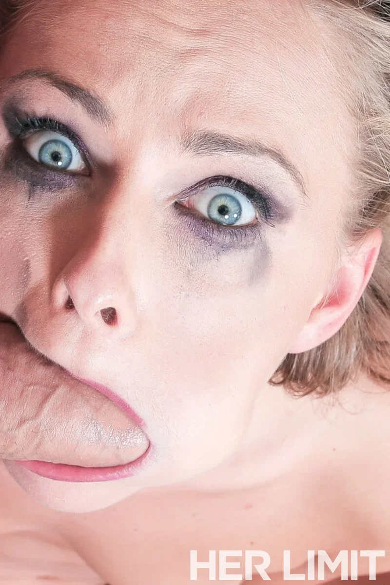 Deepthroat Session - Screenshot 1 of 4 - Anal