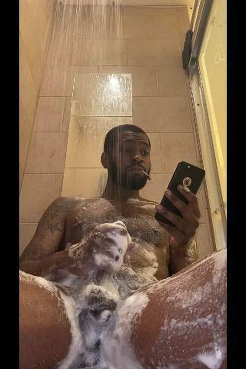 Soapy Jerk Off - Screenshot 1 of 4 - BBC