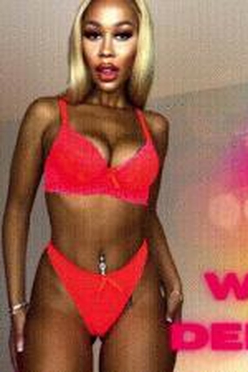 Weak & Depraved - Screenshot 1 of 4 - Ass Worship