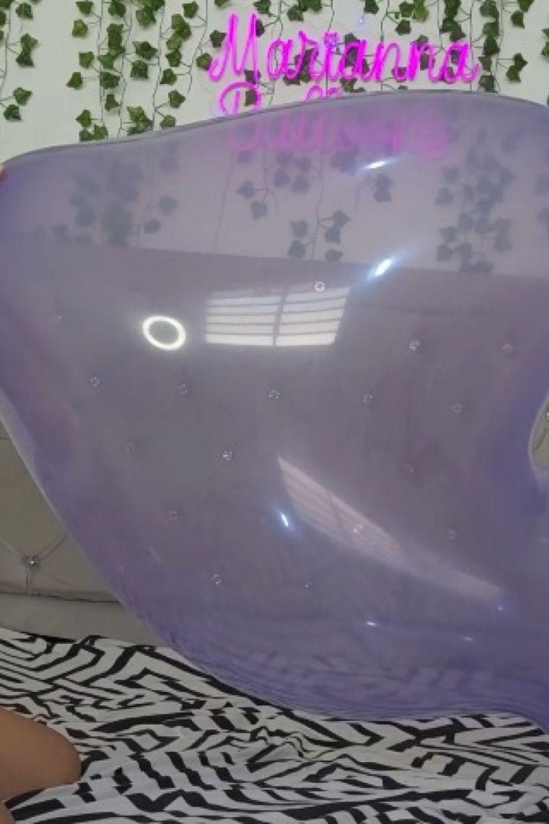 A Duck-Shaped Balloon Or Marianna Balloons - Screenshot 1 of 4 - Balloon Fetish