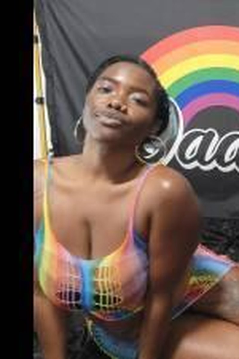 Pride Twerking - Screenshot 1 of 4 - Body Worship