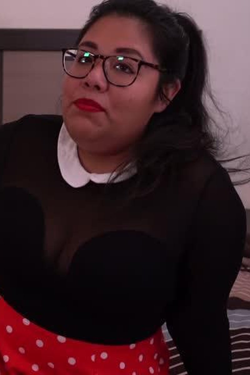 Minnie Needs Dick - Screenshot 1 of 4 - Cheating