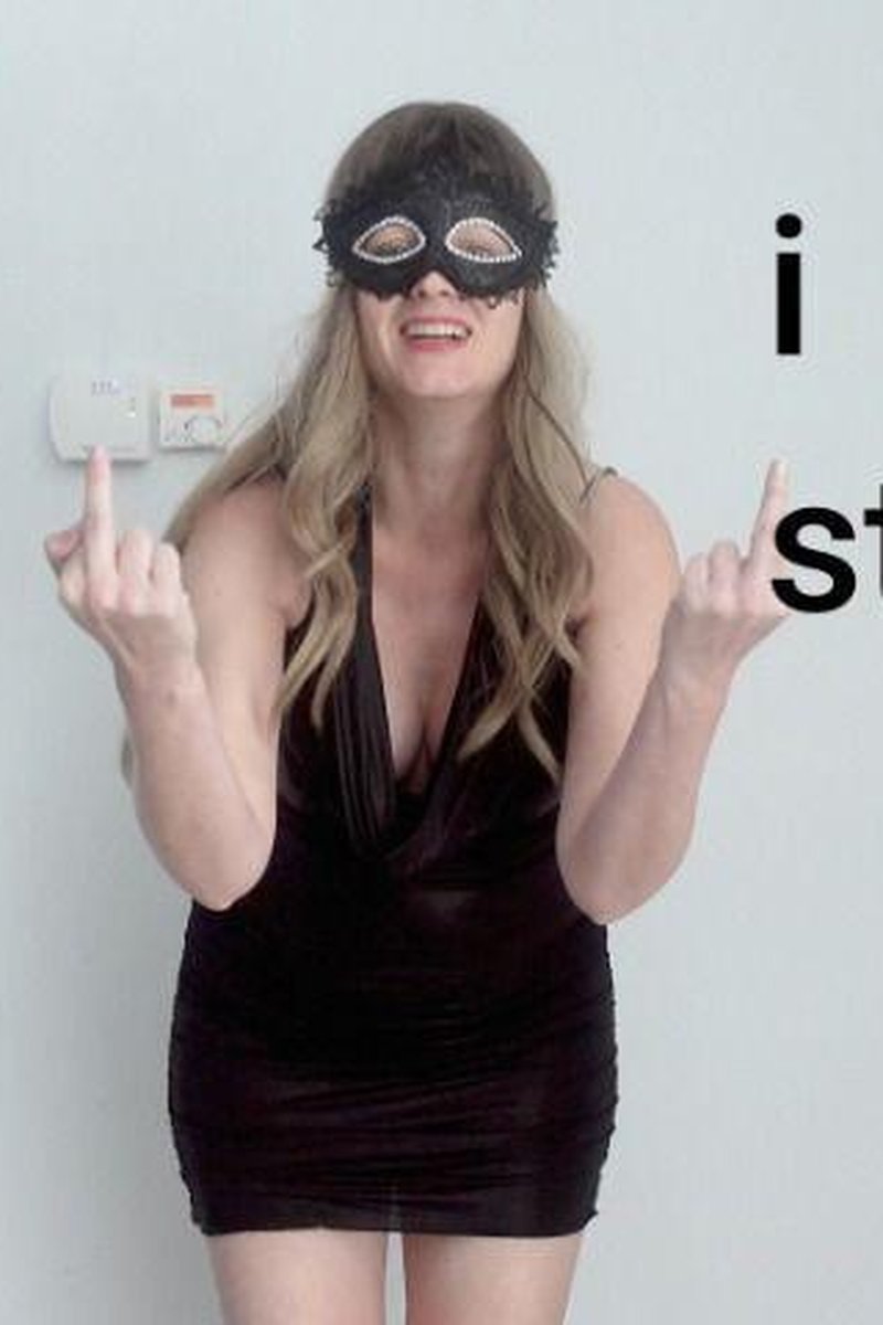 I Still Hate U - Screenshot 1 of 4 - Femdom