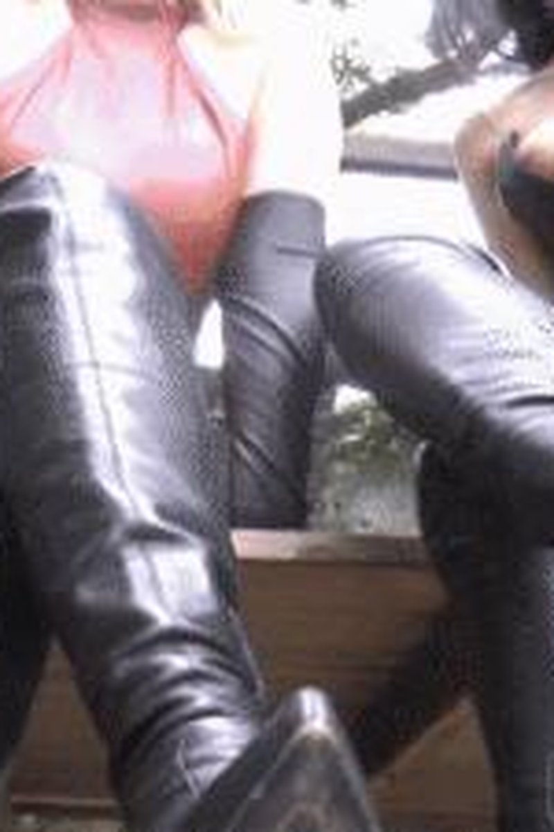 Boot Break - Screenshot 1 of 4 - Boots