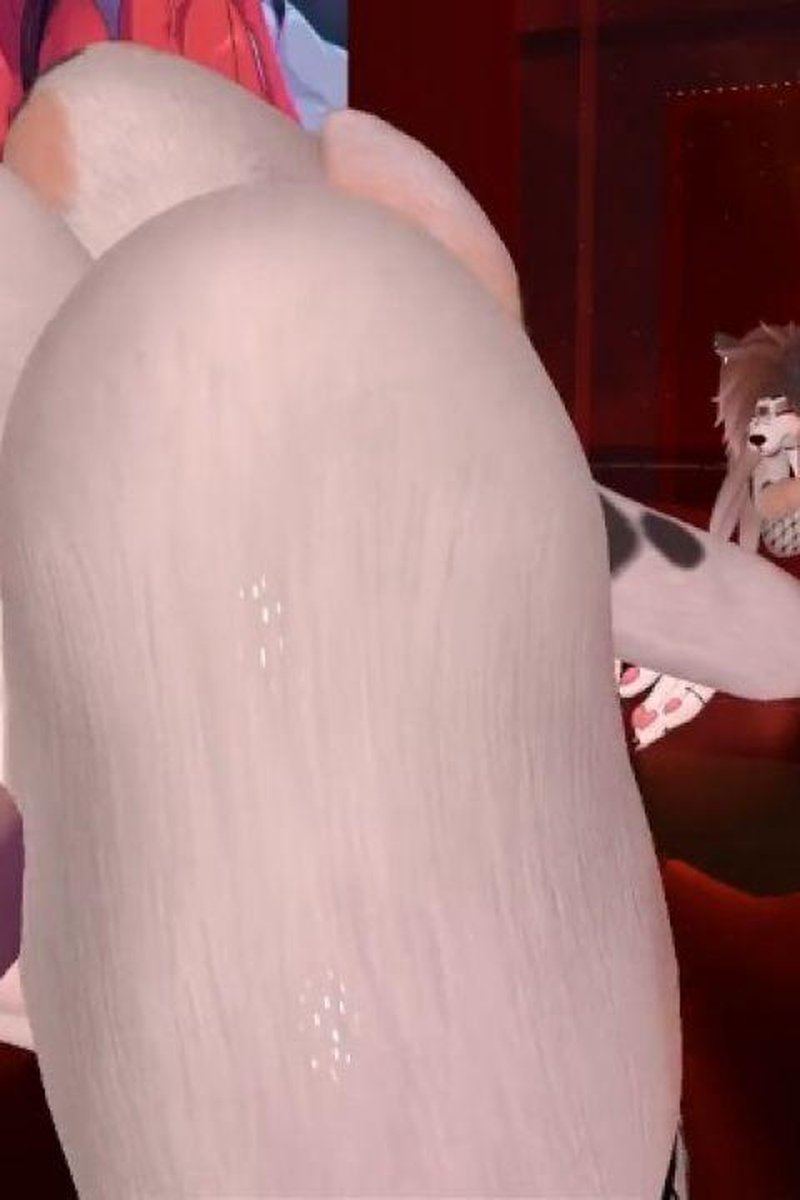 Cute Girl In Stockings Uses Many Sex Toys On Stream - Screenshot 1 of 4 - Cosplay