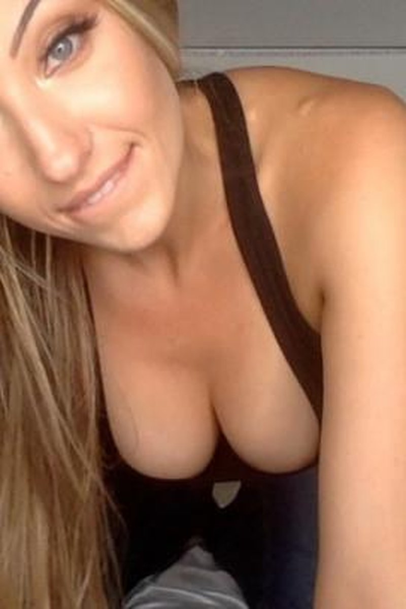 Down Blouse JOI - Screenshot 1 of 4 - Big Tits