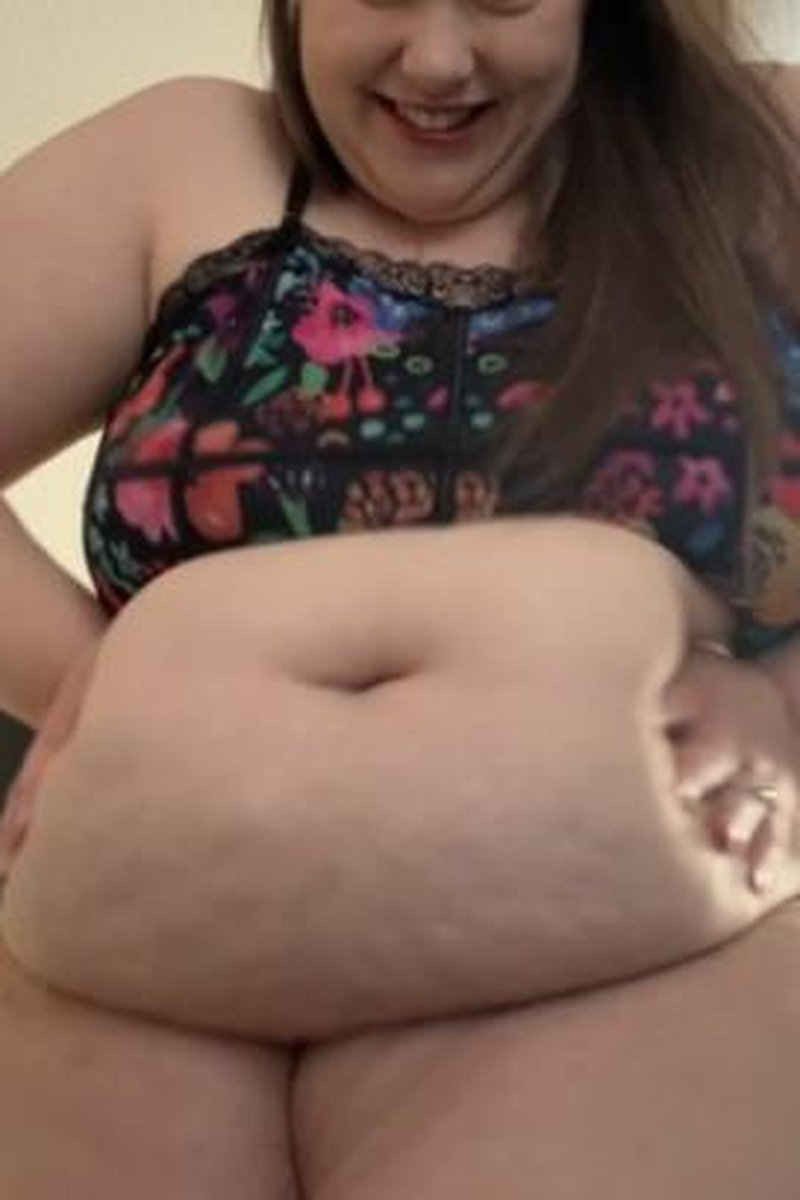 Below Belly Play - Screenshot 1 of 4 - BBW
