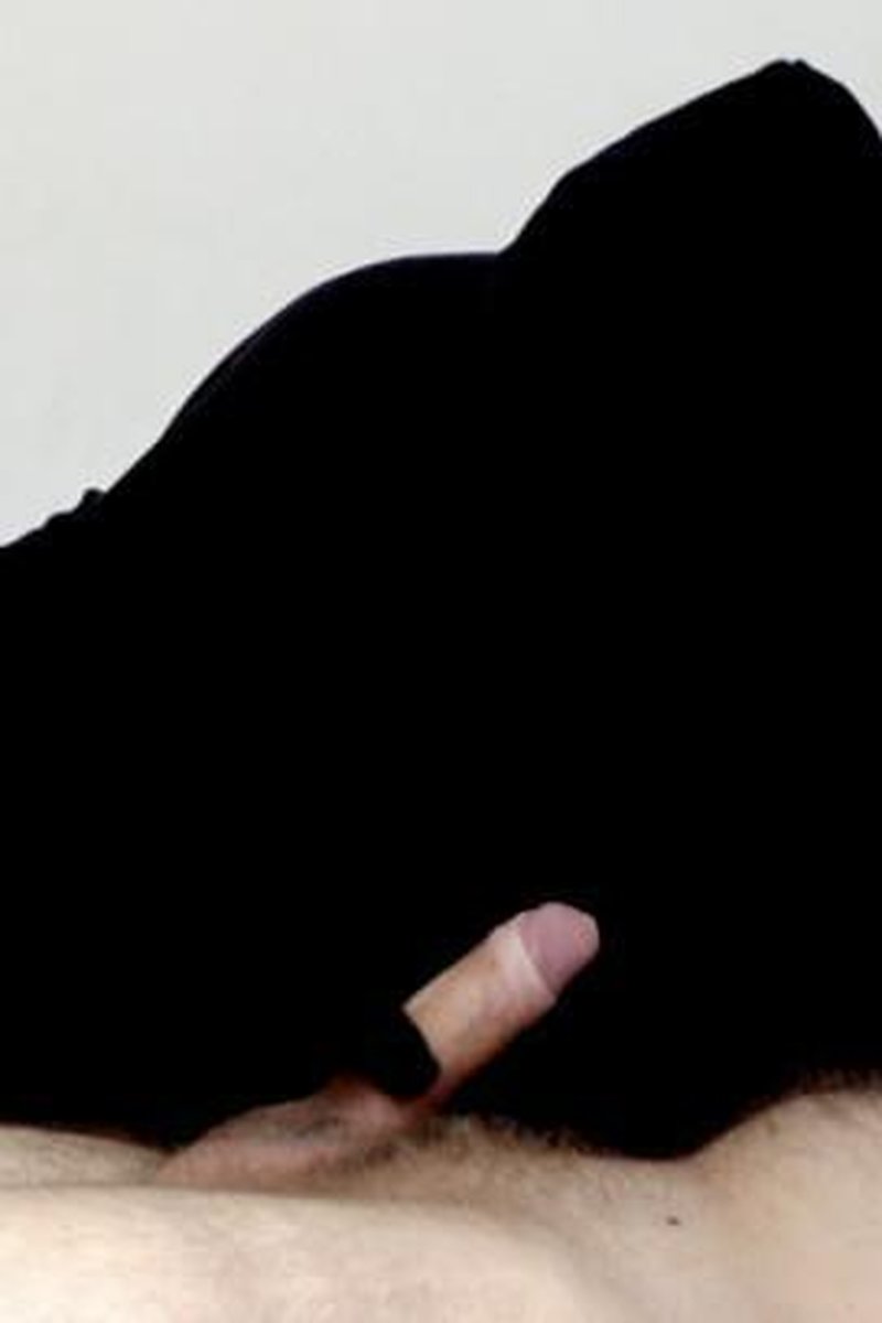 Ghost Handjob - Screenshot 1 of 4 - CFNM