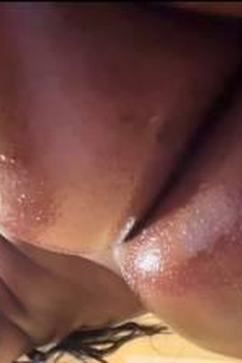 Lick This A$$ - Screenshot 1 of 4 - Ass Smothering