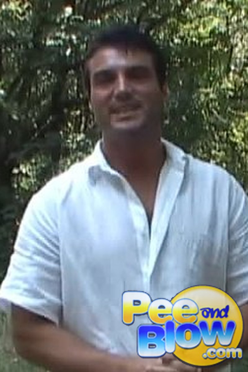 Pee Casting - Screenshot 1 of 4 - Brown Hair