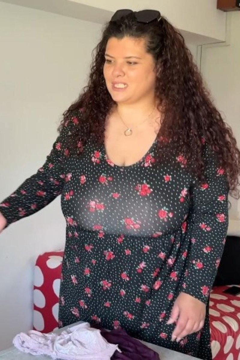 TP-manyvidsoliviabbw-roxanne-miller-and-oliviabbw-destroy-mean-bosss-bras