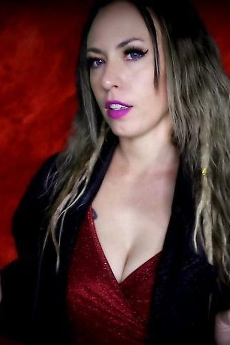 Held Captive And Reprogrammed - Screenshot 1 of 4 - Femdom