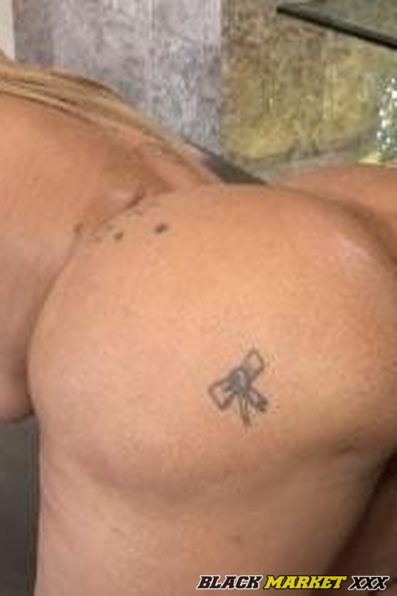 Work That Thick Black Ass - Screenshot 1 of 4 - All Sex