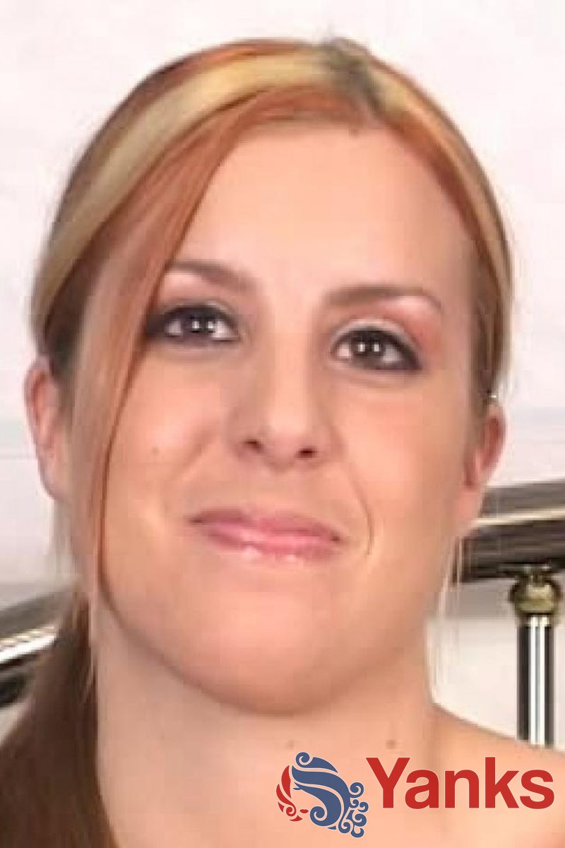 Summer's Interview - Screenshot 1 of 4 - Summer