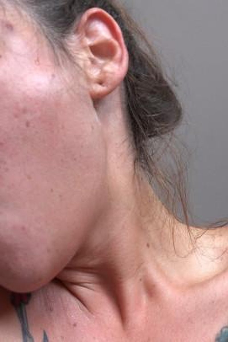 Screaming Orgasms - Screenshot 1 of 4 - Freckles