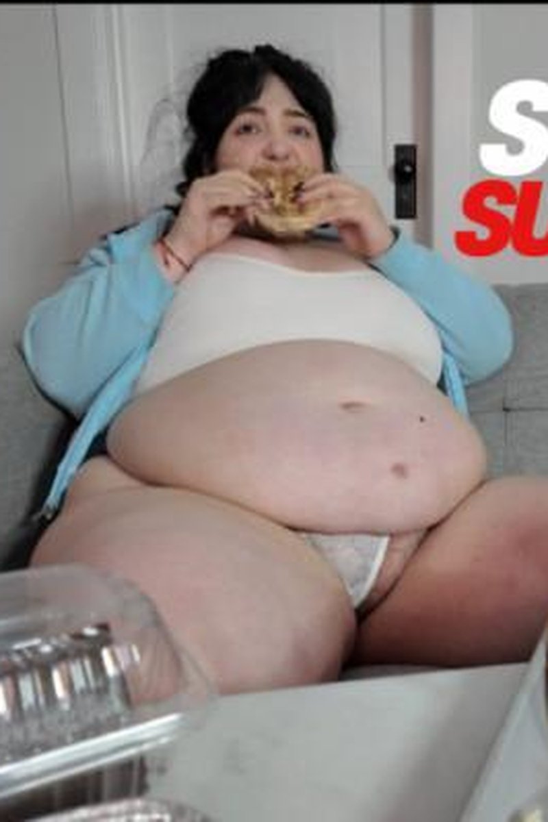 Superbowl Superstuffing - Screenshot 1 of 4 - BBW