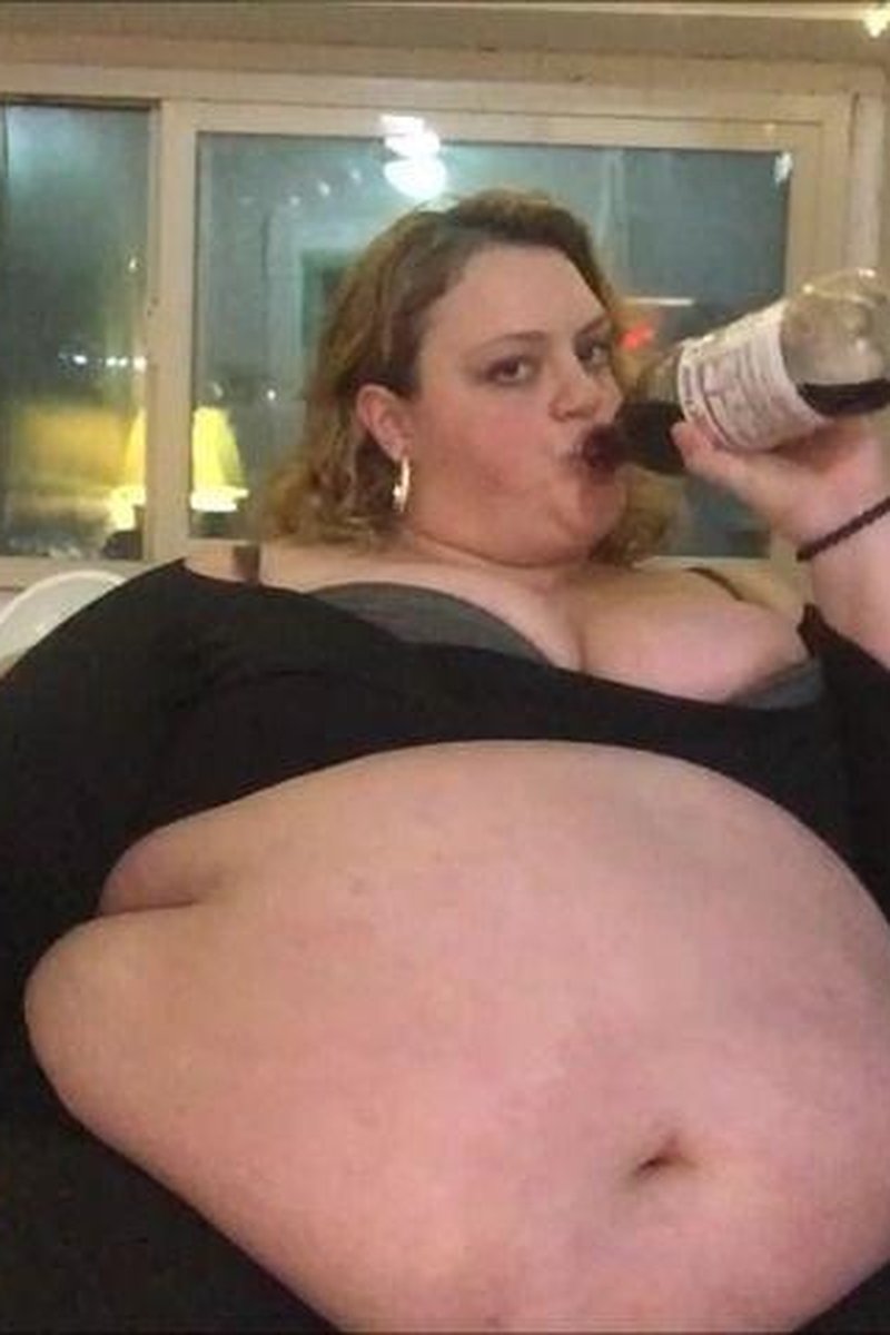 Big Belchy Babe - Screenshot 1 of 4 - BBW