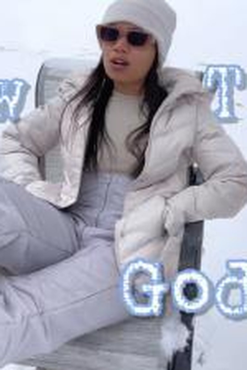 Snow Time With Goddess - Screenshot 1 of 4 - Asian