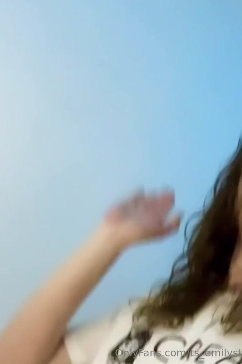 This With No Context - Screenshot 1 of 4 - Emily Stone